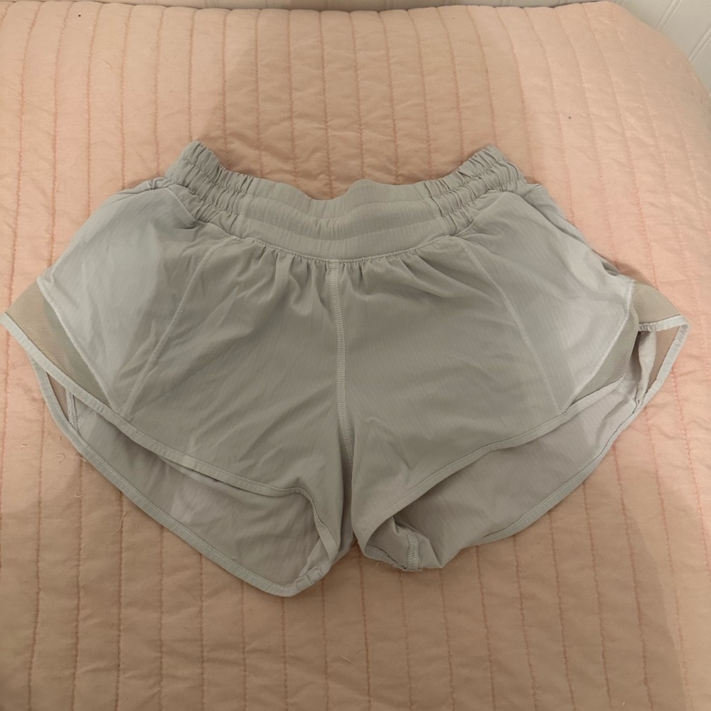 lululemon white hotty hot shorts